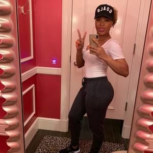 Meet your Posher, Ghazmyne